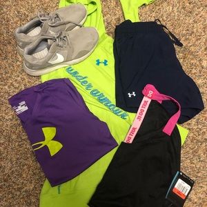 4 PIECES OF CLOTHING AND SHOES FOR $25